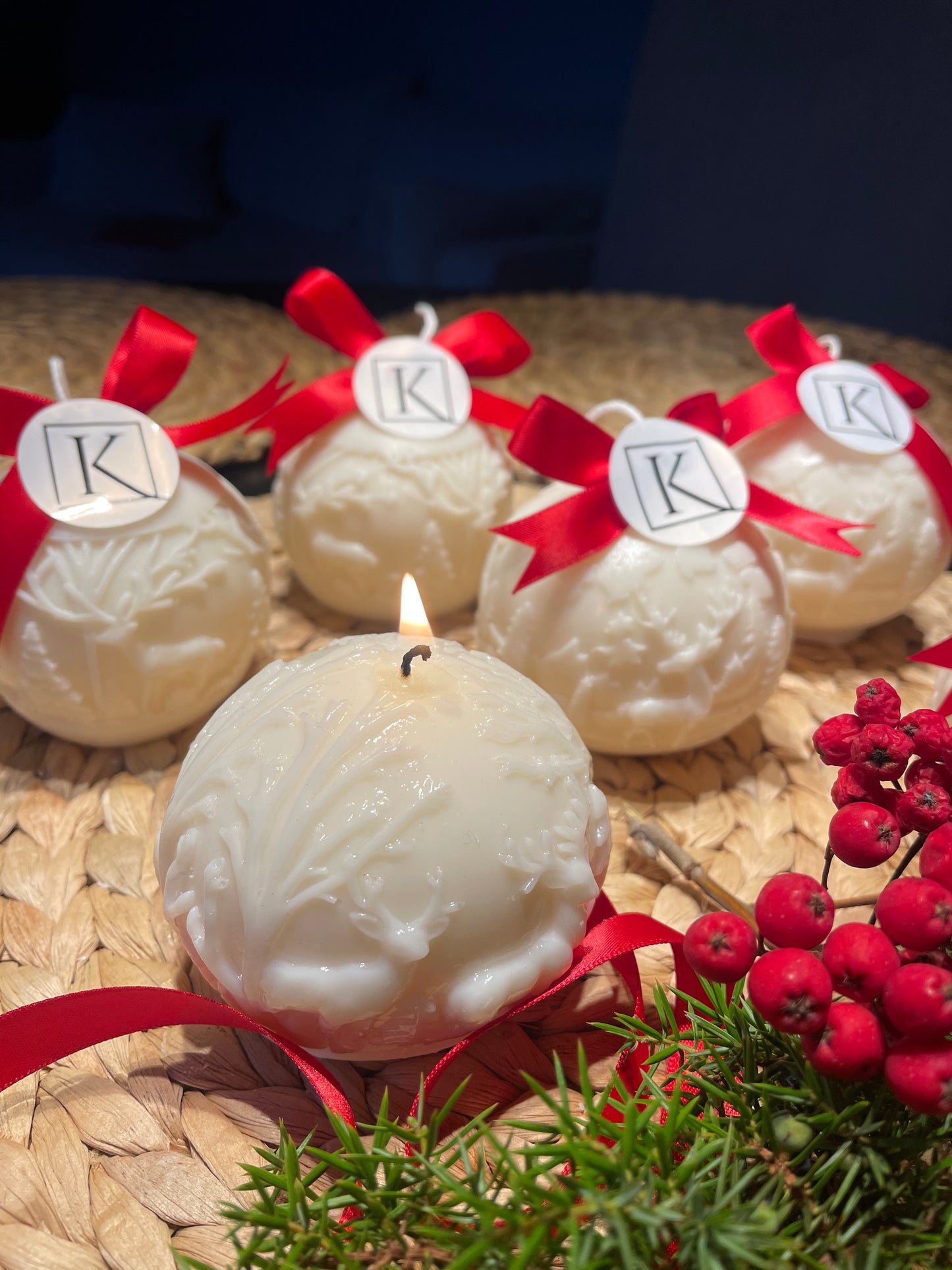 Soy Wax  Christmas Ball  Candle