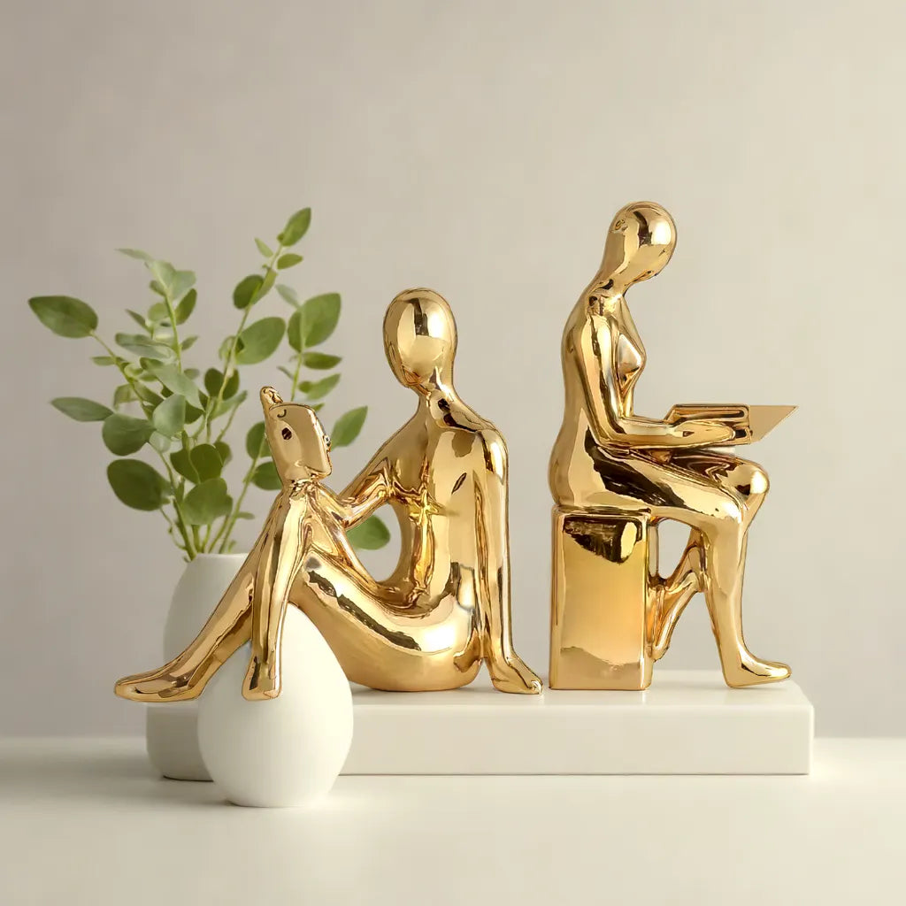 Modern Elegant Gold Figurine 2 pcs